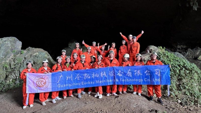 ສຽງສະທ້ອນຈາກຄວາມເລິກຂອງຖ້ຳ: ການພົບກັນກັບທຳມະຊາດ ແລະ ສະມາຊິກໃນທີມ